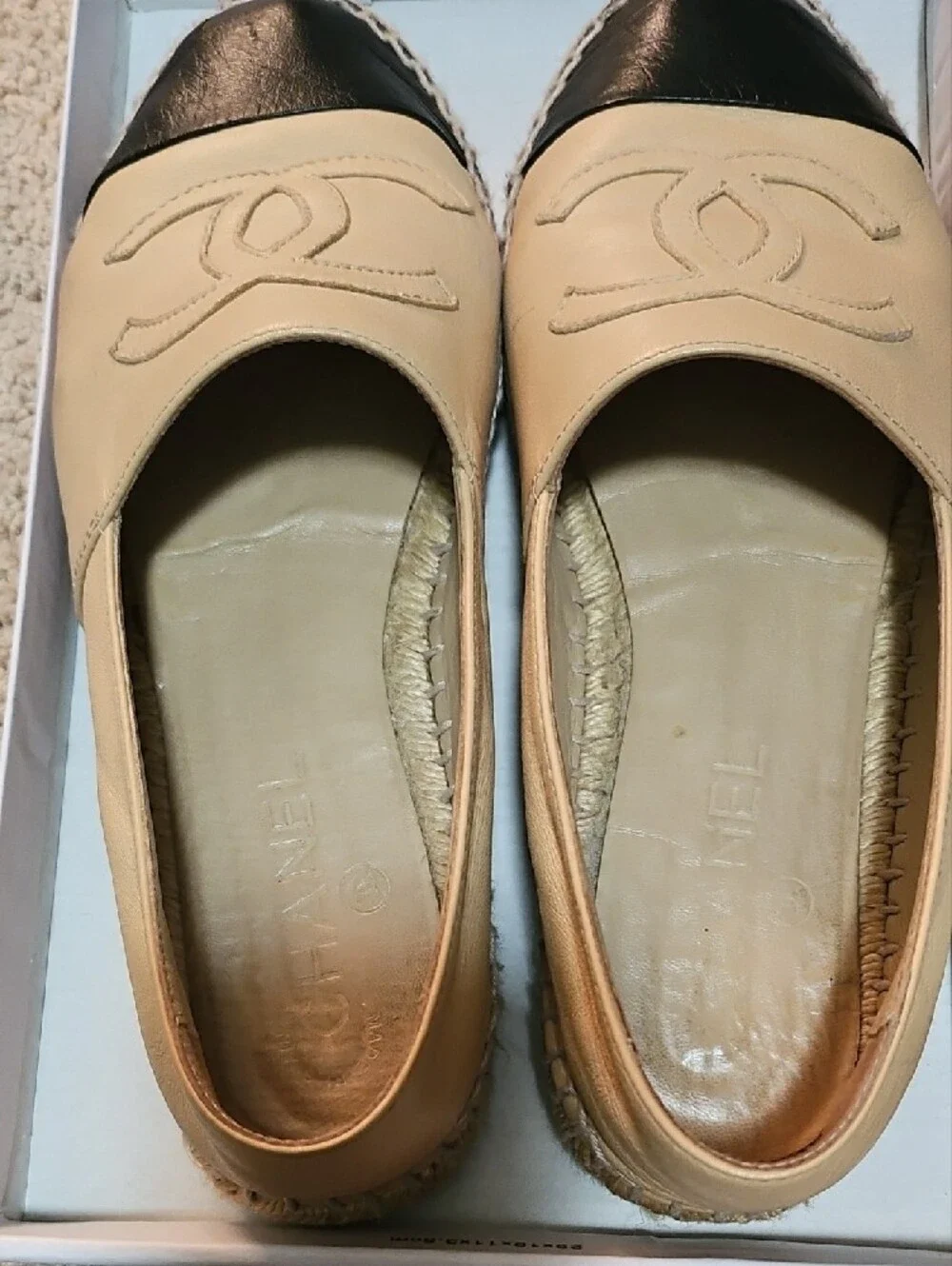 CHANEL Beige and Black Leather Espadrille Flats 38